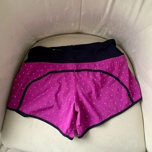 Size 6 Lululemon Speed Up Shorts